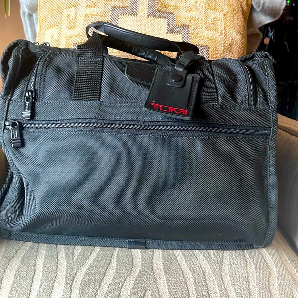 TUMI Multi Compartment Laptop Messenger Briefcase Portfolio Carry On Bag